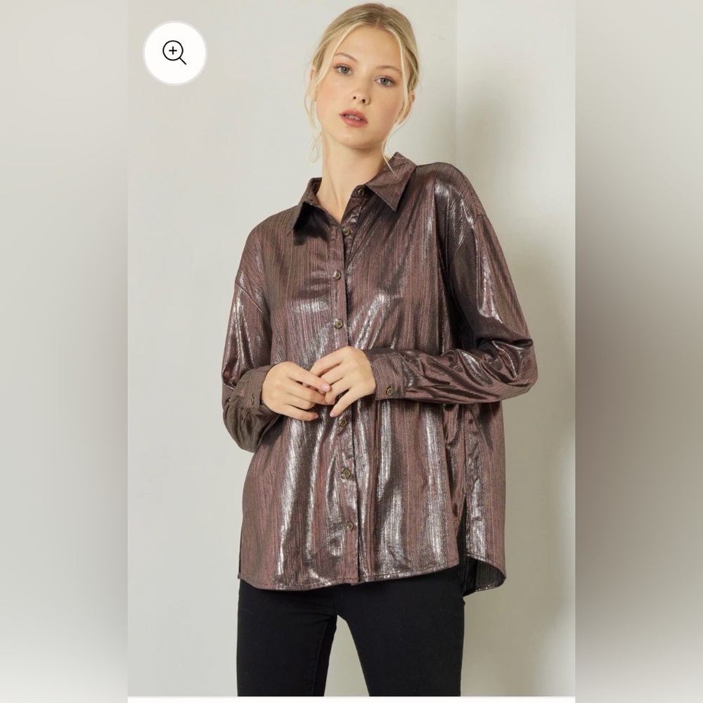 💫 ENTRO Metallic Button-Down Blouse Size L 💫
